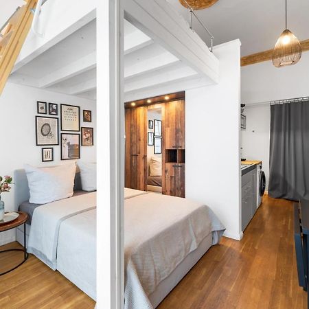 The Koburger Vh, Studio For Up To 4 With High Bed Berlin Ngoại thất bức ảnh
